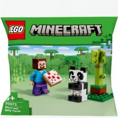 LEGO Minecraft-set: Steve met pandabeer en taart in een groene omgeving, bouwplezier voor kinderen.