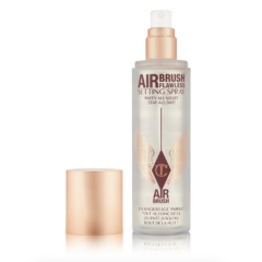 Flawless setting spray met gouden dop, houdt make-up langdurig op zijn plek. Ideaal voor elke feestelijke gelegenheid.
