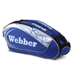 Blauwe Webber sporttas met witte details en ritssluiting, perfect voor tennis- of sportuitrusting. Ideaal voor sportliefhebbers.