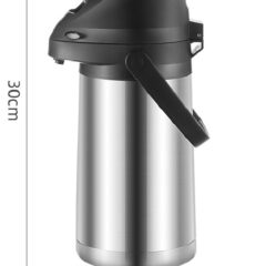 Thermoskan van roestvrij staal, 30 cm hoog en 12,5 cm breed, met zwart deksel en draaghendel.