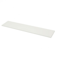 Witte plank voor wandmontage, ideaal voor opslag en decoratie in woonruimtes. Geschikt voor verschillende interieurstijlen.
