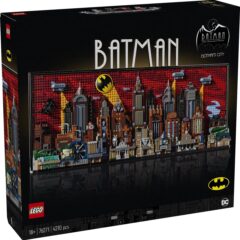 LEGO Batman-set met stadsgezicht van Gotham City in de doos, aanbevolen voor bouwers van 18 jaar en ouder.