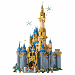 LEGO kasteelset met kleurrijke torens, minifiguren en gedetailleerde architectuur. Perfect voor bouw- en sprookjesliefhebbers.