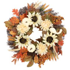 Herfstkrans met witte pompoenen, zonnebloemen en herfstbladeren voor een sfeervolle herfstdecoratie.