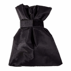Zwarte stofzak met klittenbandsluiting, ideale bescherming voor delicate items tijdens vervoer of opslag.