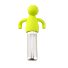 Groene theefiguur infuser met geel siliconen poppetje en RVS filter voor losse thee.