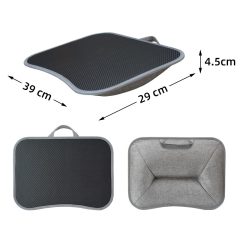 Comfortabel lichtgrijs zitkussen met handvat, 39cm x 29cm x 4,5cm, ideaal voor stoelen en reizen.