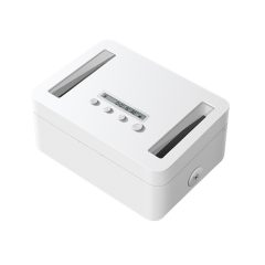 Witte automatische voederhouder met timer en bediening, ideaal voor huisdierenvoerbeheer.