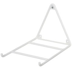 Wit metalen driehoekig muurrek, ideaal voor het opbergen van skateboard of step. Dubbele haken voor stevige ophanging.