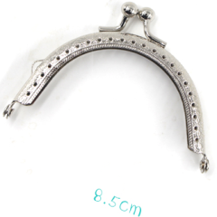 Portemonneesluiting Ovaal Zilver 8,5 bij 6cm Beugel