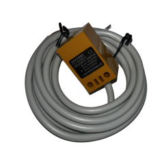 Industriële inductieve sensor met kabel, model TL-Q5MC2, voor nauwkeurige detectie en schakeling in automatisering.