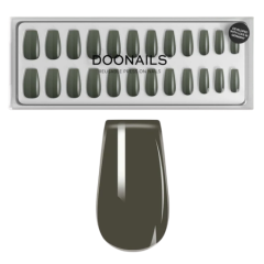 Herbruikbare press-on nagels van Doonails in een trendy olijfgroene kleur, perfect voor stijlvolle manicure.