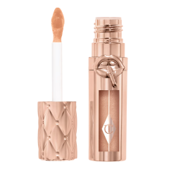 Glanzende lipgloss in luxe verpakking, ideaal voor een stralende en verzorgde liplook. Perfect voor elke gelegenheid.